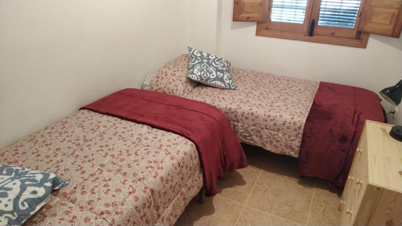 Casas Los Cárabos. El Refugio. Letur Esterno foto
